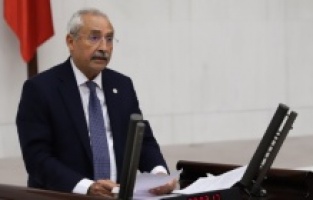 CHP'li Kaplan yurt sorununu Meclis'e taşıdı