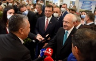 CHP Lideri Kılıçdaroğlu Murtapaşa standında
