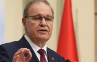 "Erdoğan hükümeti sebep, işsizlik sonuçtur!"