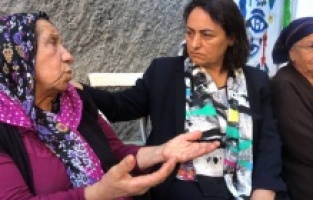 “Aç mı kaldık, susuz mu kaldık? Kimsenin umurunda değiliz!”