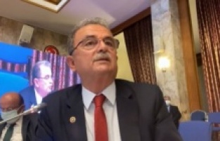 "Bütçe faize kurban gidiyor"