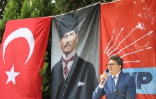 "Mustafa Kemal Atatürk'ün yolu hepimizin rehberidir"