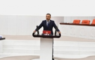 "Sağlıkta dönüşüm dediler sistemi çökerttiler"