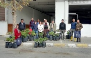 Yangından etkilenen ailelere destekler sürüyor