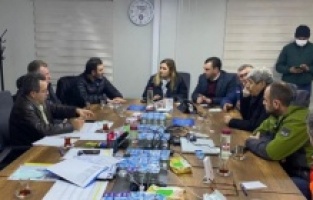 CHP heyeti, hemen patlama yerine ve hastanelere ulaştı