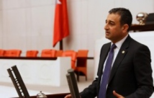 CHP'den kamu eczacıları için kanun teklifi