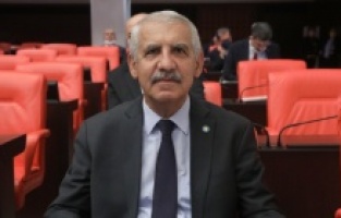 "Çiftçi kaybediyor, aracılar kazanıyor"