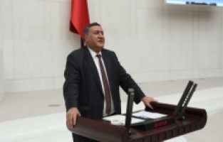 "Emeklinin asgari ücret umudu suya düştü"