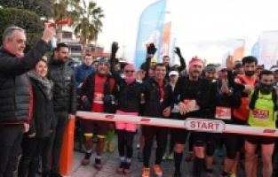 Maviden beyaza Antalya Ultra Trail Maratonu başladı