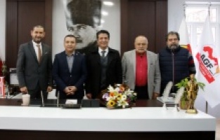 "Basın özgürlüğü demokrasinin teminatıdır"