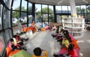 Küçükçekmece'de çocuklara özel kütüphane