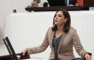 "18 ayda 8 binin üzerinde hekim istifa etti!"