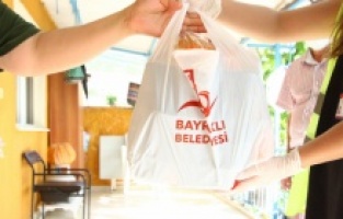 Bayraklı’da 20 bin aileye sürekli destek!