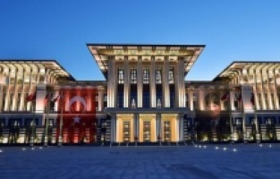 CHP'li Gök'ten "Gecekondu Saray" iddiası