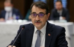 Enerji Bakanı Dönmez, esnafa elektrik indirimi oranını açıkladı