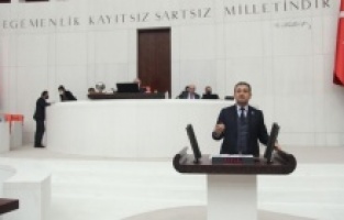 "Stadyum yerine moloz yığını kaldı"