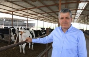 "1 kilo süt 5.70 lira, 1 kilo yem 7 lira"