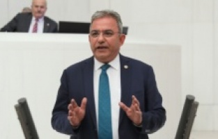 "Oteller kapalı, emekçiler işsizlikle karşı karşıya"