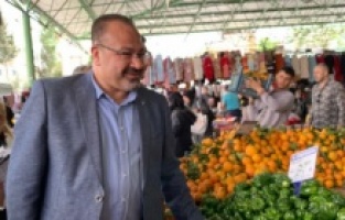 "Çarşı-pazarda yaprak kımıldamıyor"