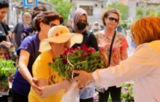 Didim Belediyesi'nden Anneler Günü'nde anlamlı hediye