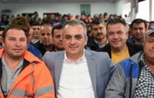 Konyaaltı’nda işçileri sevindiren zam