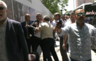 TÜİK önündeki eyleme polis müdahalesi!