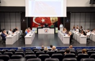 Başkan Uysal’dan Antalya Lisesi açıklaması