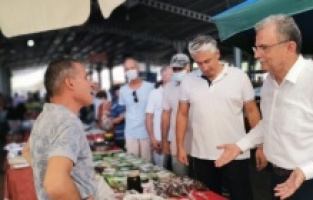 "Pazarcı artık 'Satıcı değil bekçiyiz' diyor"