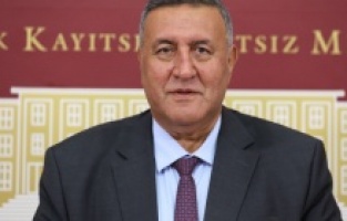 "İktidar göz boyamaya çalışıyor"