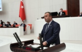 "Enerjide Rusya'ya göbekten bağlı hale getiriliyoruz"