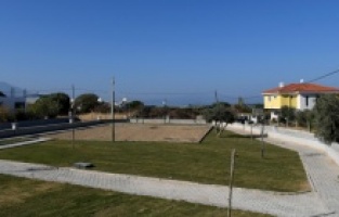 Kuşadası Belediyesi sanatla yeşili birleştiriyor