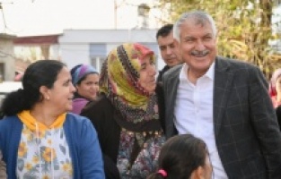 Başkan Zeydan Karalar’a Kozan’ın köylerinde sevgi seli