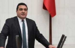 CHP'li Karasu Divriği'de yapılmayan okulları sordu