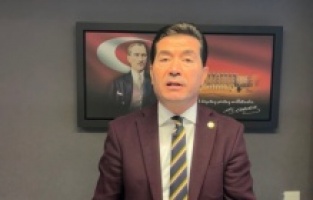 "AKP'li belediyelerin borçları görmezden geliniyor"