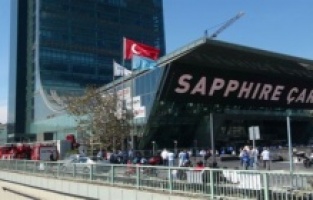 "AKP'li vekil ile Halkbank'tan gökdelen vurgunu!"