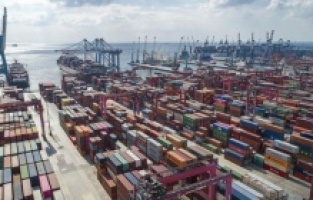 Dış ticaret açığında yeni rekor