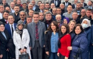 "Erdoğan neyi eleştirip iktidar olduysa, aynısını yapıyor"