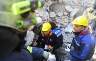 ASAT ekipleri 95 kişinin kurtarılmasına öncülük etti