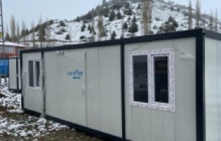 Deprem bölgesine yardımlar sürüyor