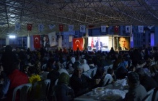 Kızıltoprak’ta 2 bin 500 kişilik iftar