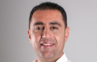 CHP'nin Çukurova adayı Emrah Kozay oldu