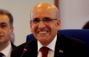 Bakan Şimşek'ten "TL'de zayıflık" açıklaması