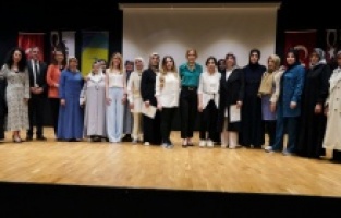 Beylikdüzü'nde okuma yazma kursu yeni mezunlarını verdi