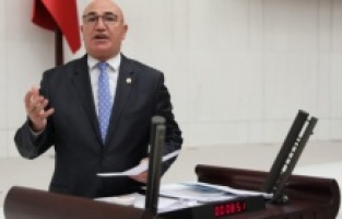 "Kamu işçileri, göçmenlerle aynı hakları istiyor"