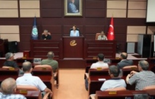 Başkan Ünlüce, muhtarların taleplerini dinledi