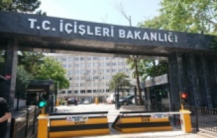 CHP'li Bakan, İçişleri Bakanı Yerlikaya ile görüştü