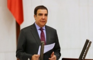 CHP'li Toprak: "Vergi paketleri günü kurtarmanın ötesinde bir şey değildir"