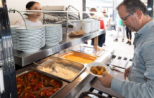 İzmir'de 'Kent Lokantası’nın ilki Kemeraltı’nda açıldı