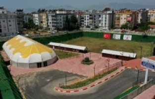 Muratpaşa Belediyesi’nden ücretsiz yüzme kursu