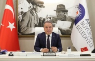 Başkan Böcek'ten basın emekçilerine mesaj